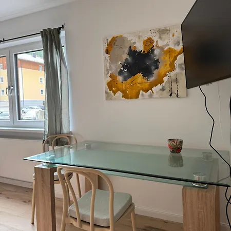 Boutique Mit Blick Auf Den Plomberg Apartment
